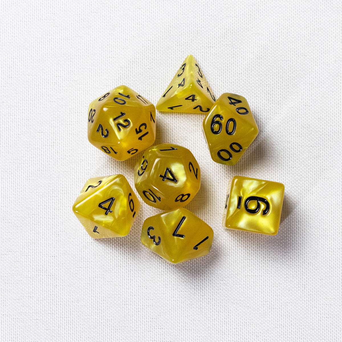 GEM DnD Dice Set - Perolado - Amarelo e Preto - Imagem 3